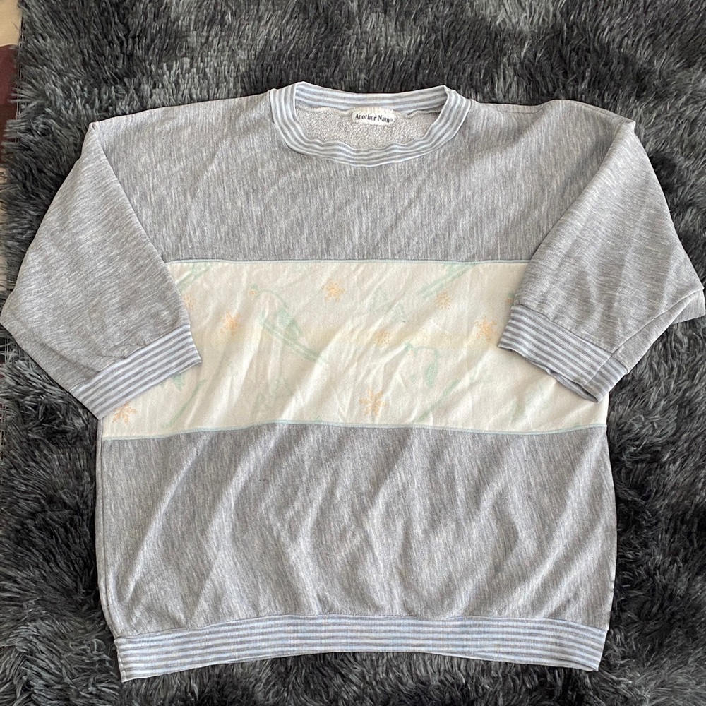 Old school light Gray and pale blue Striped winter theme crewneck Sweater - Picture 1 of 17